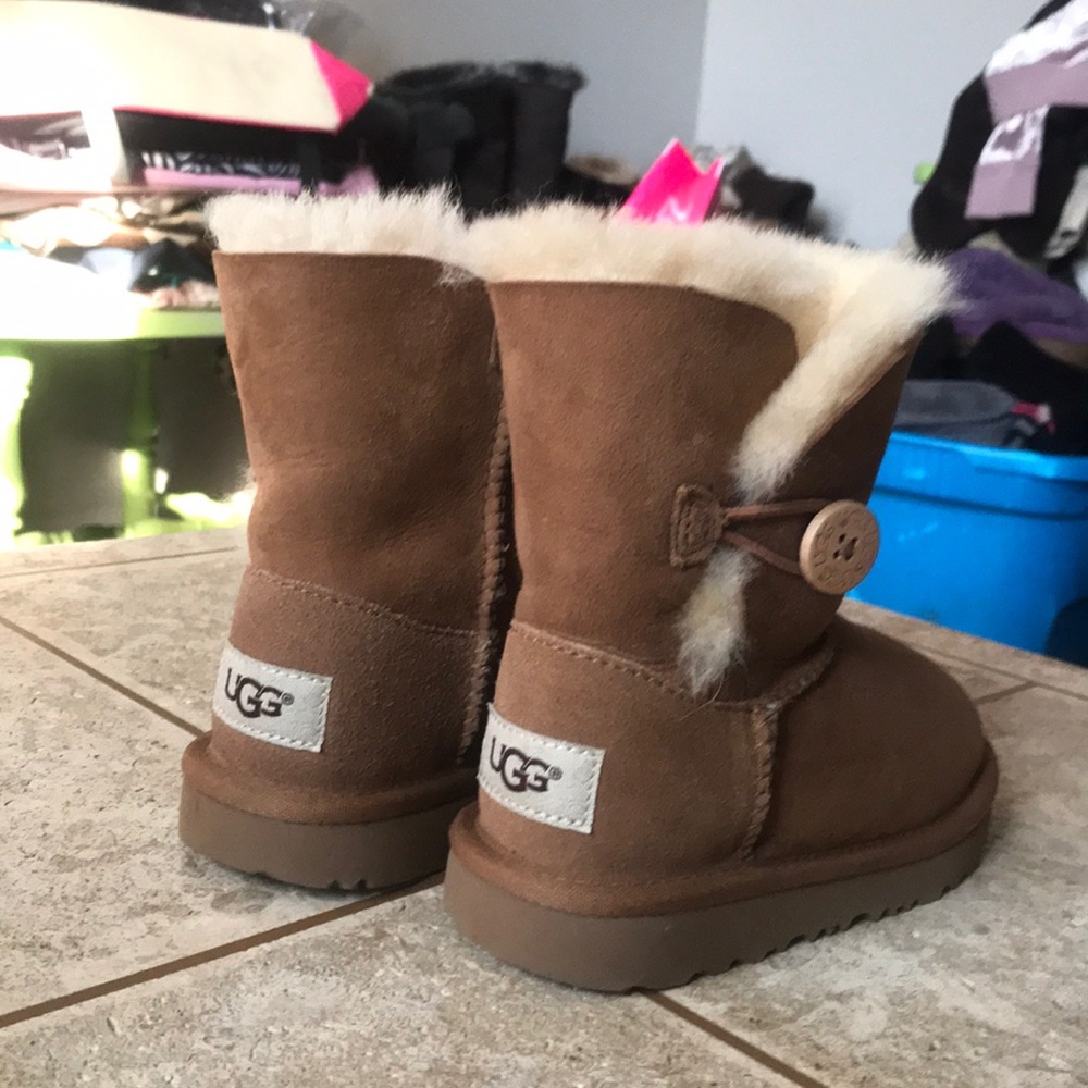 Ugg boots size 9